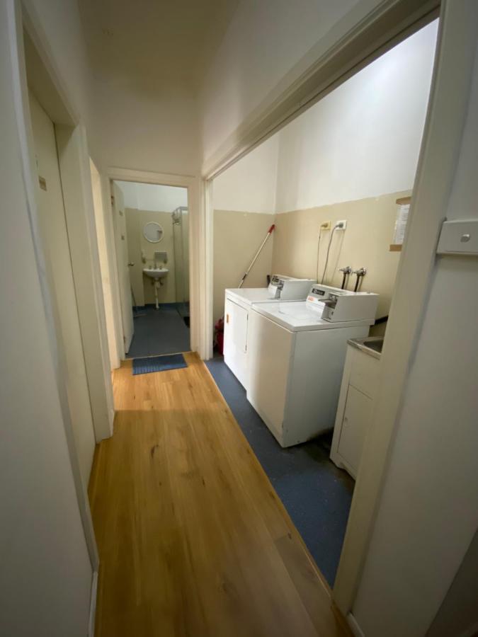 Cozy Little For 1 Or 2 Guest house *